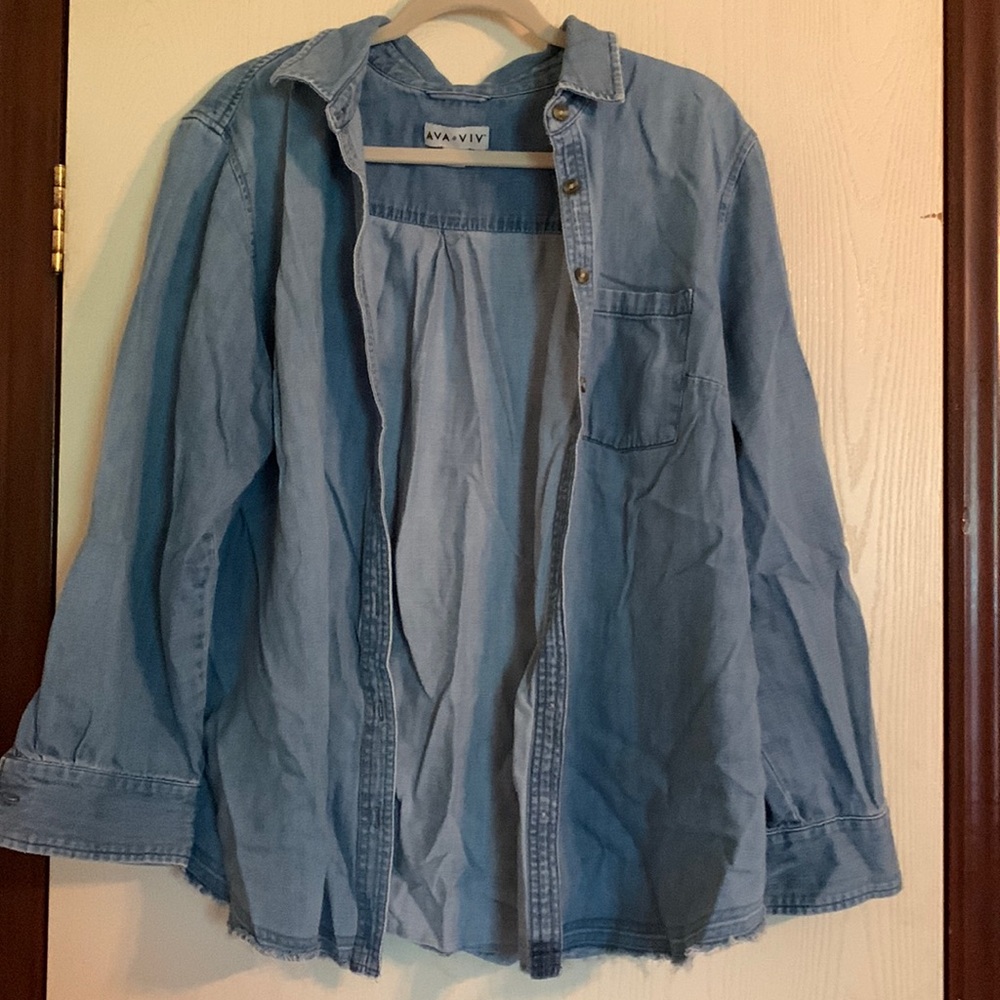Ava & Viv Denim Button Down 2XL